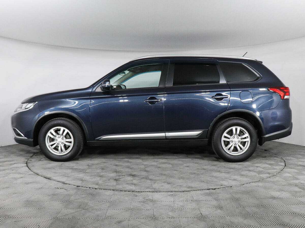 Mitsubishi Outlander с пробегом — 2016 год. Фото: #7