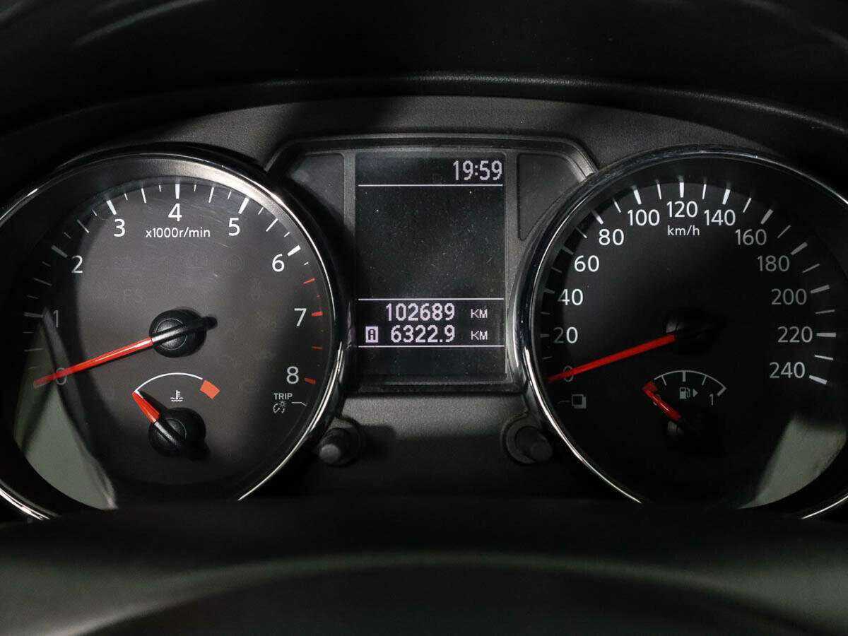 Nissan Qashqai+2 с пробегом — 2013 год. Фото: #10