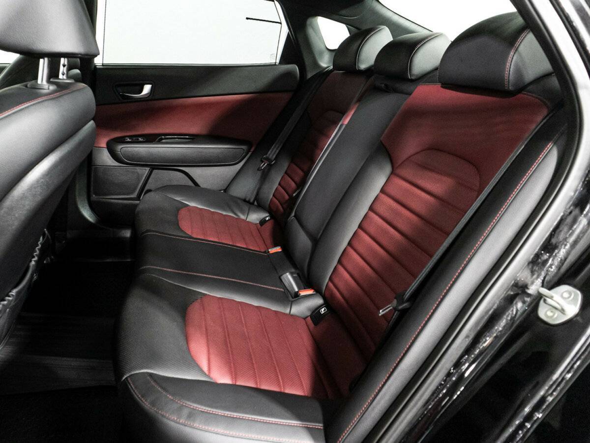 Kia Optima с пробегом — 2019 год. Фото: #9