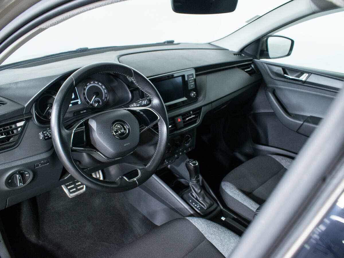 Skoda Rapid с пробегом — 2021 год. Фото: #12