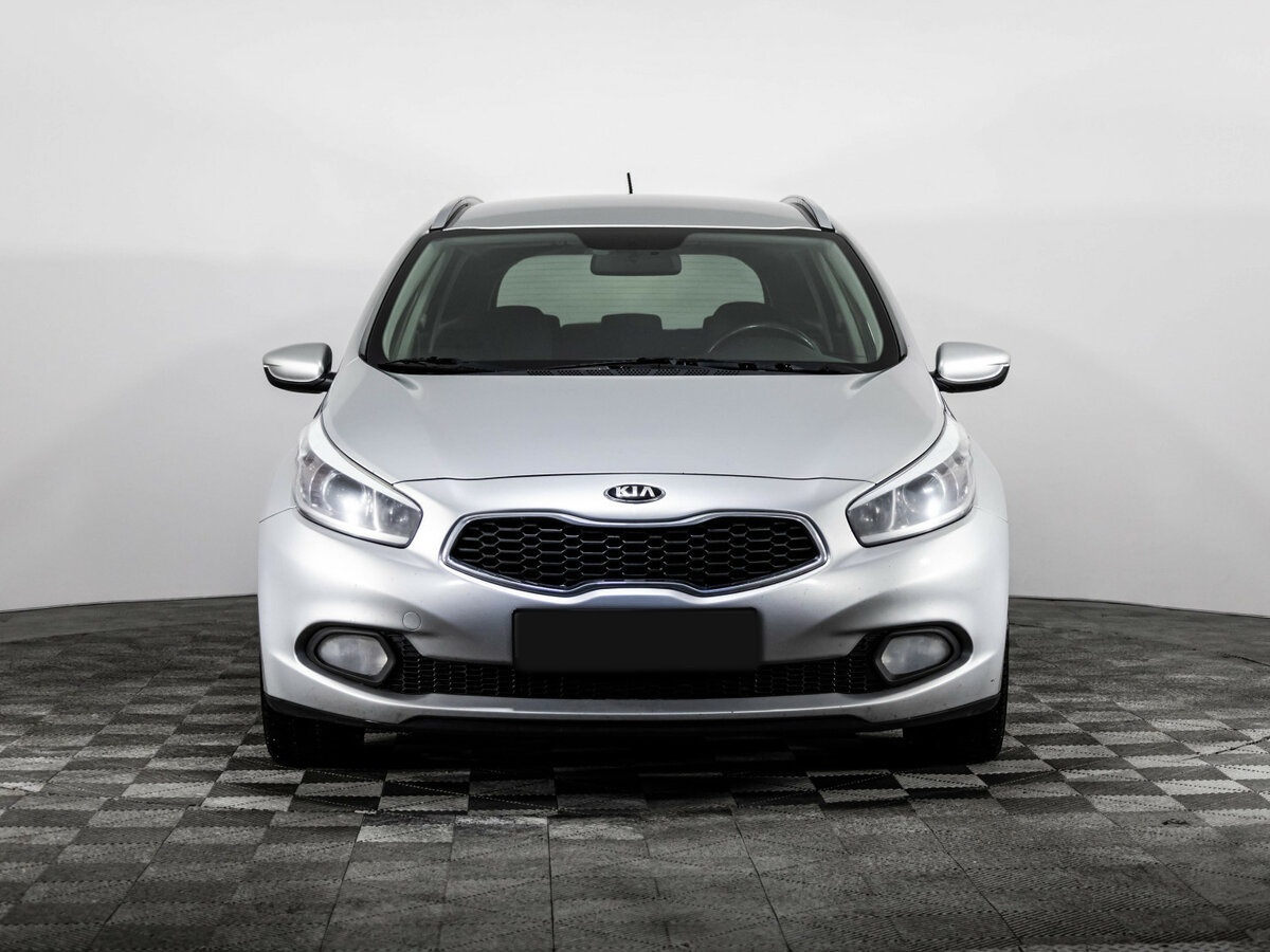 Kia Ceed с пробегом — 2014 год. Фото: #1