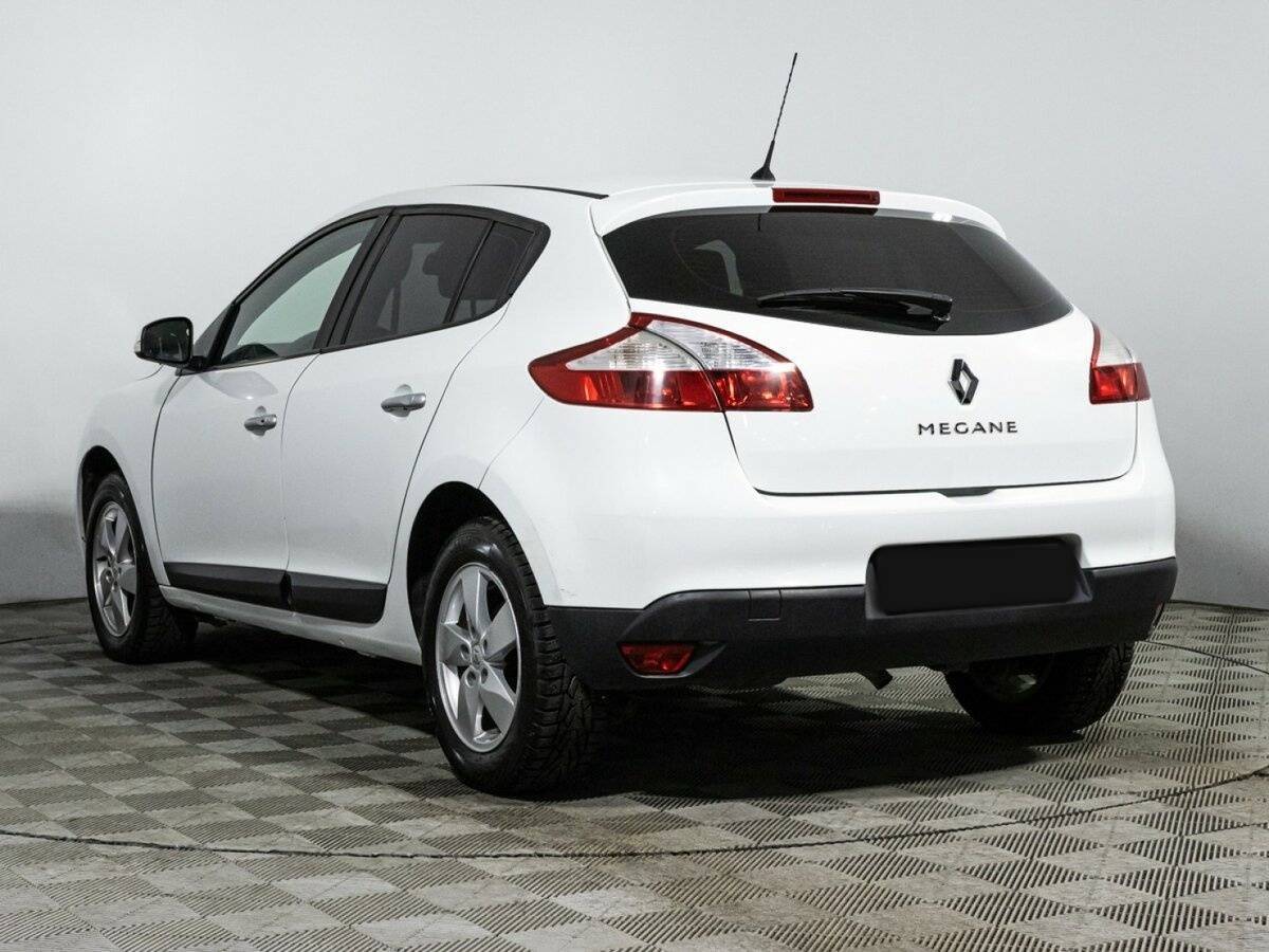 Renault Megane с пробегом — 2013 год. Фото: #6