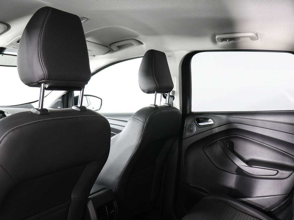 Ford Kuga с пробегом — 2017 год. Фото: #11