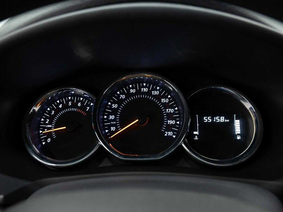 Renault Sandero с пробегом — 2020 год. Фото: #14