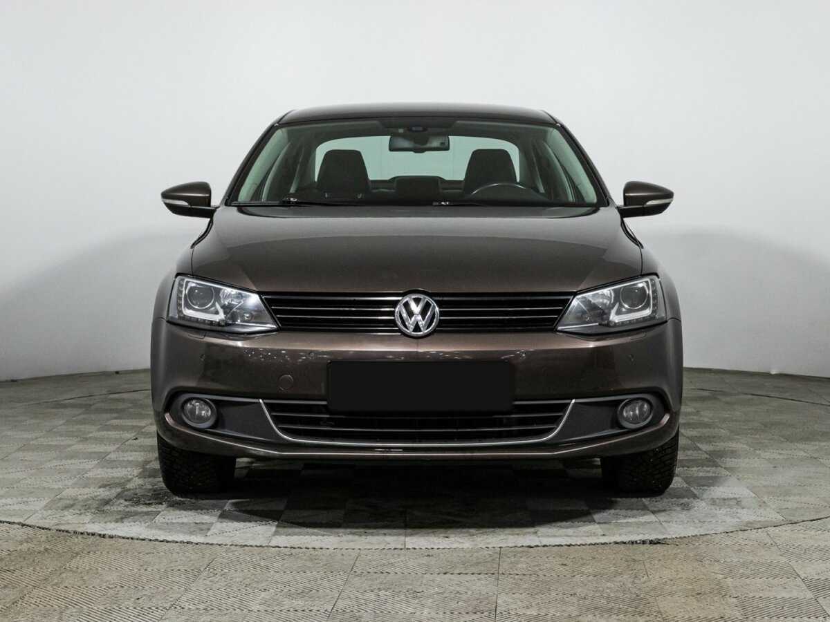 Volkswagen Jetta с пробегом — 2014 год. Фото: #1