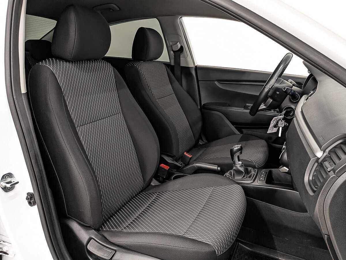 Kia Rio с пробегом — 2017 год. Фото: #22