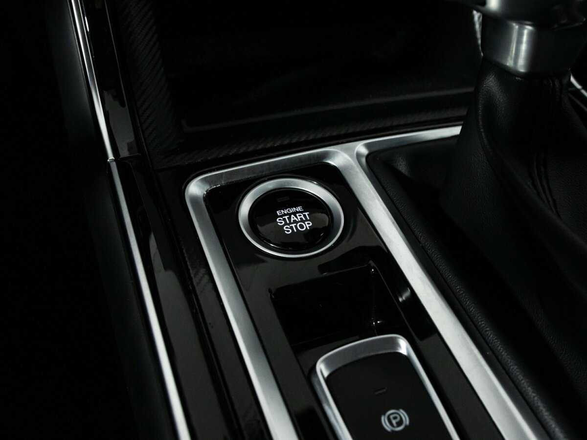 Москвич 6 с пробегом — 2024 год. Фото: #17