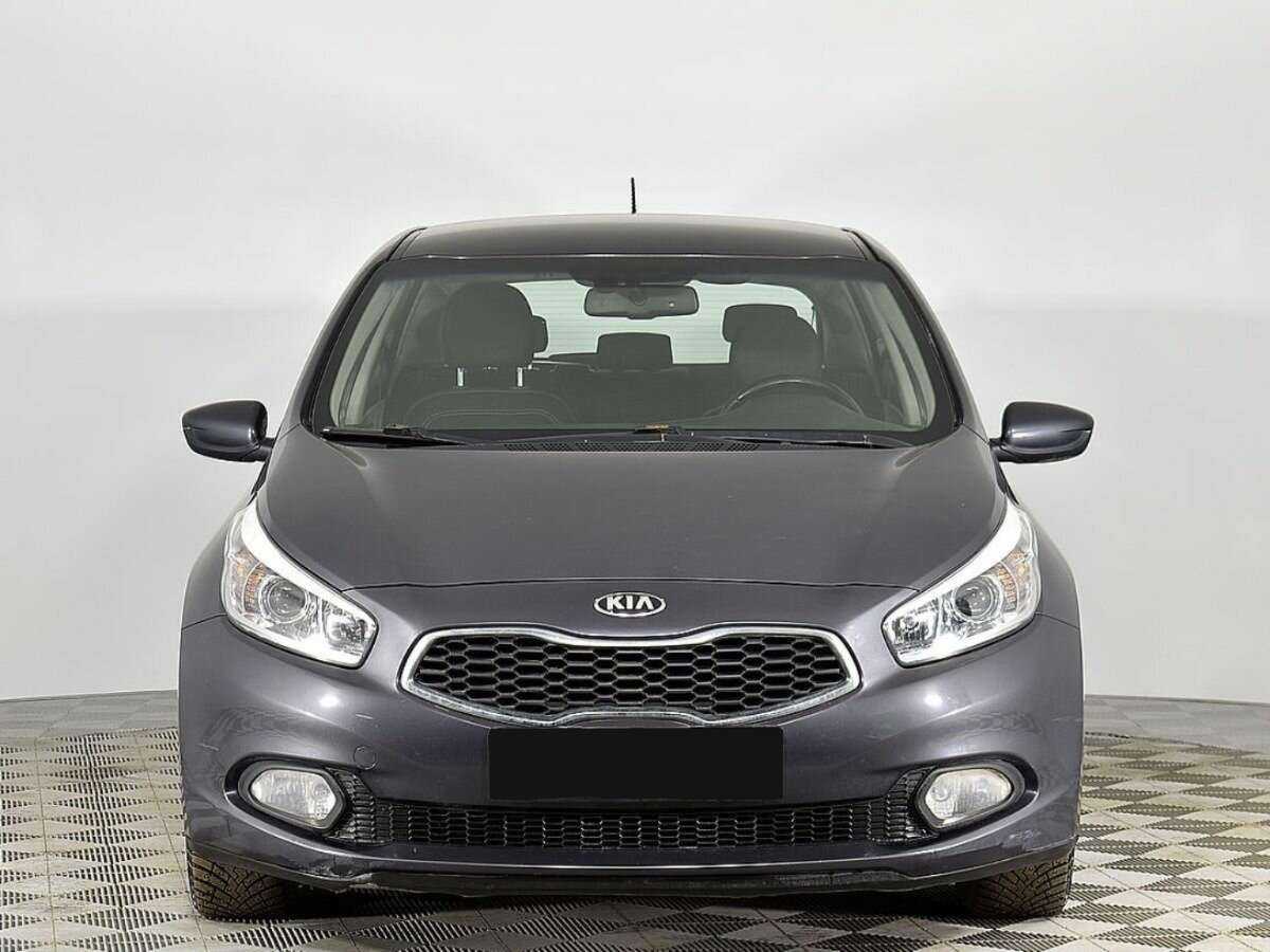 Kia Ceed с пробегом — 2015 год. Фото: #2