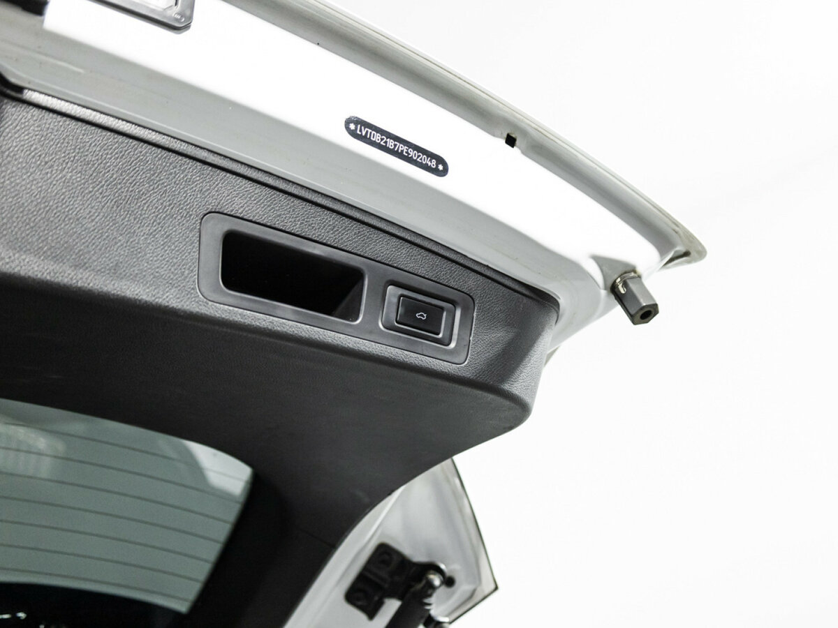 EXEED LX с пробегом — 2022 год. Фото: #18