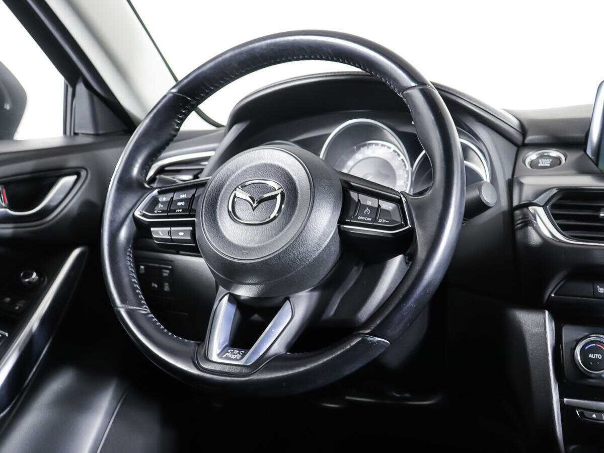 Mazda 6 с пробегом — 2016 год. Фото: #14