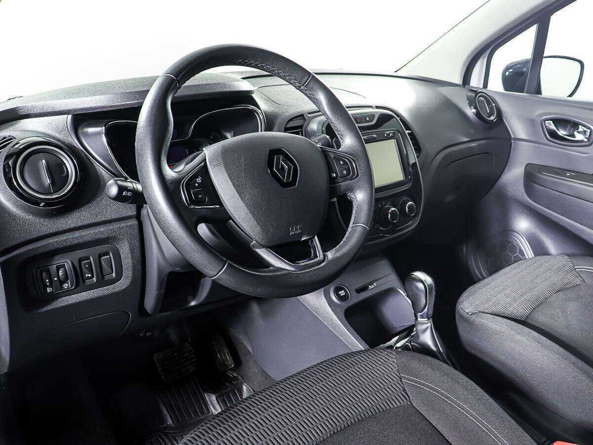Renault Kaptur с пробегом — 2017 год. Фото: #12