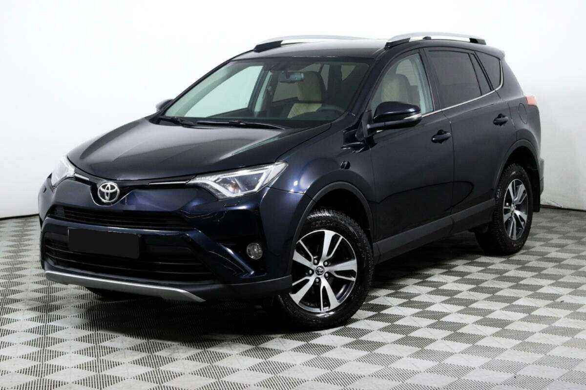 Toyota RAV4 с пробегом — 2017 год. Фото: #0