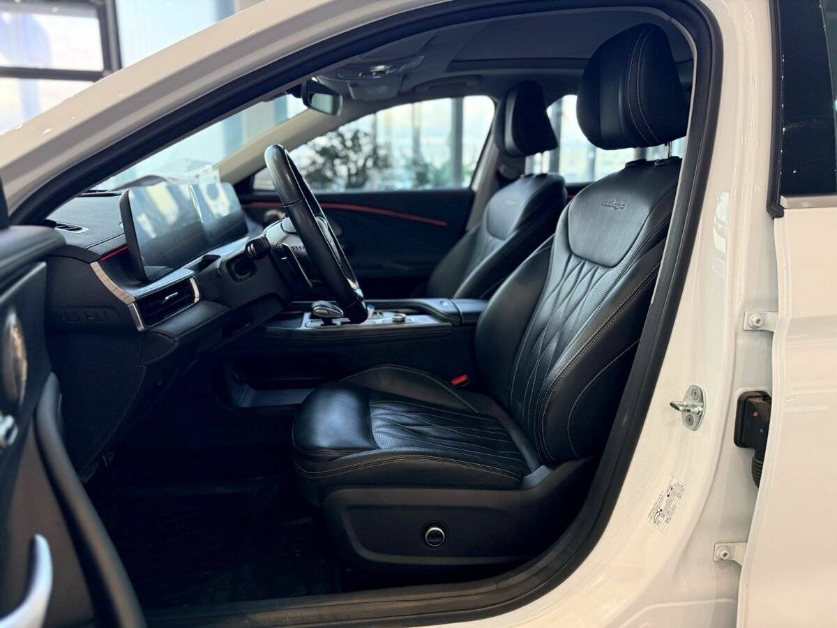 Chery Arrizo 8 с пробегом — 2023 год. Фото: #16