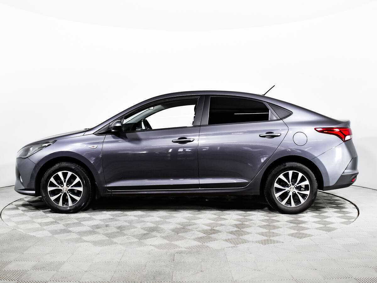 Hyundai Solaris с пробегом — 2021 год. Фото: #7