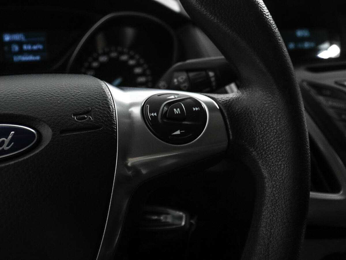 Ford Focus с пробегом — 2014 год. Фото: #11