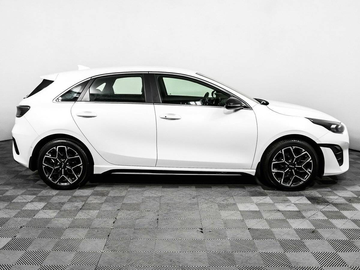 Kia Ceed с пробегом — 2022 год. Фото: #3