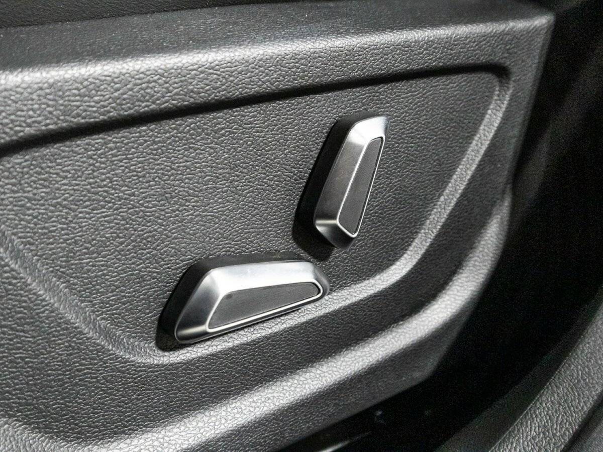 Geely Coolray с пробегом — 2023 год. Фото: #17