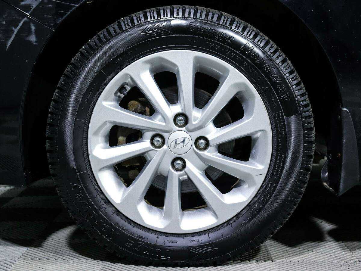 Hyundai Solaris с пробегом — 2018 год. Фото: #12
