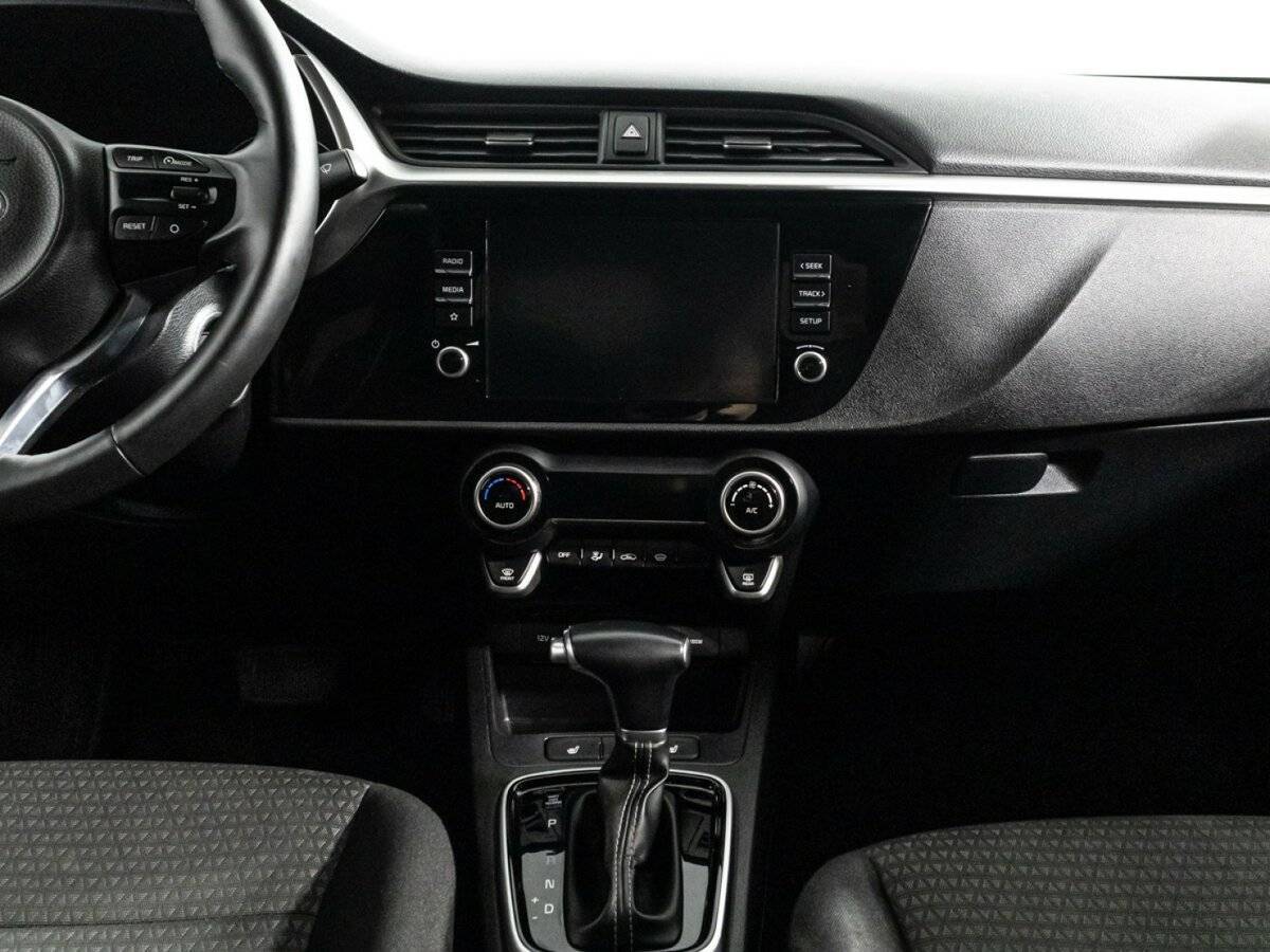 Kia Rio с пробегом — 2021 год. Фото: #13
