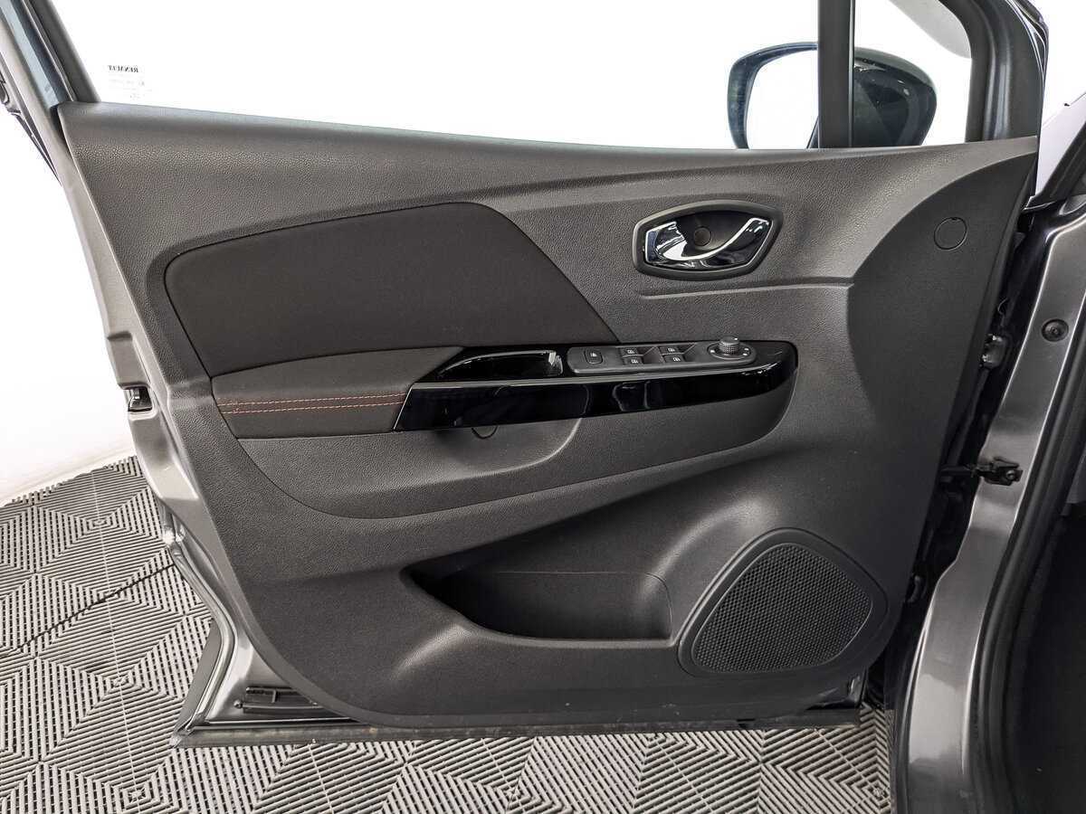 Renault Kaptur с пробегом — 2018 год. Фото: #18