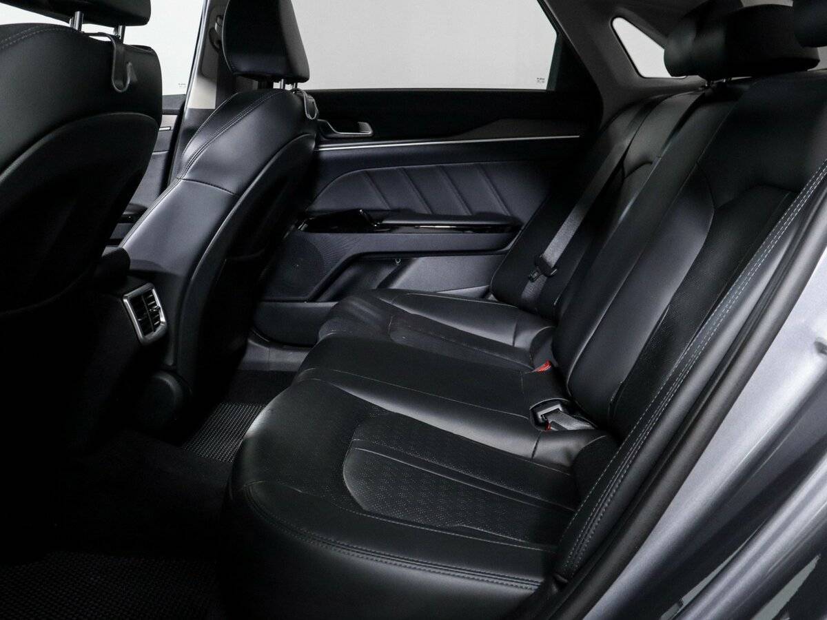 Kia K5 с пробегом — 2022 год. Фото: #5