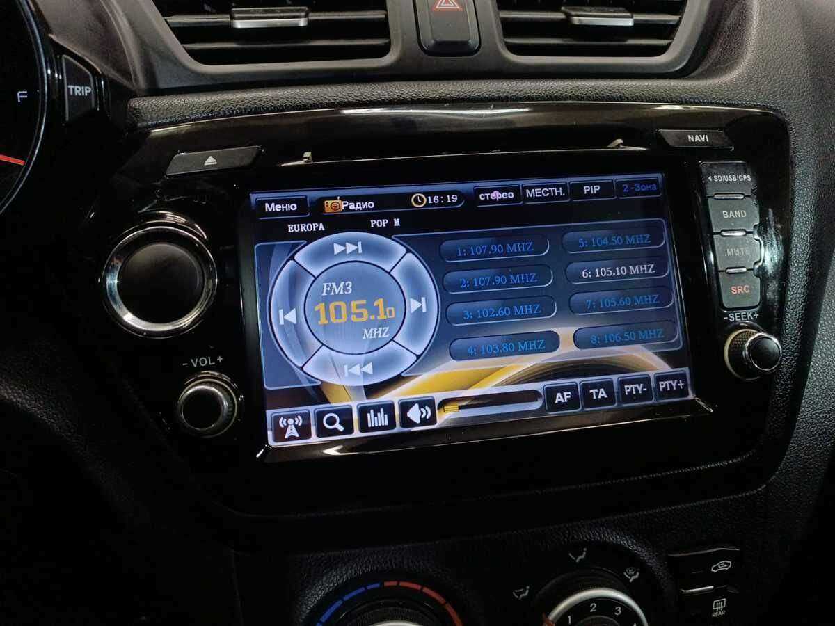 Kia Rio с пробегом — 2012 год. Фото: #12