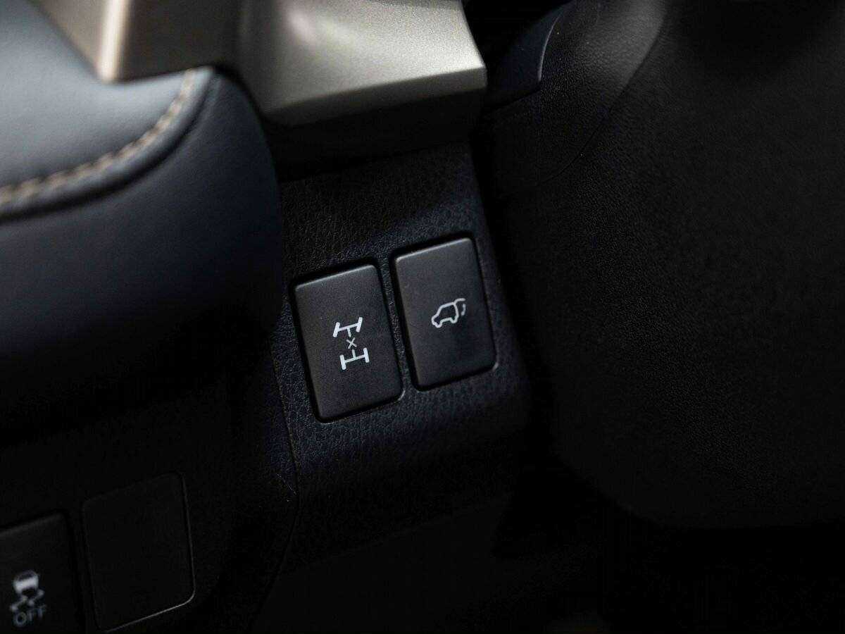 Toyota RAV4 с пробегом — 2014 год. Фото: #21