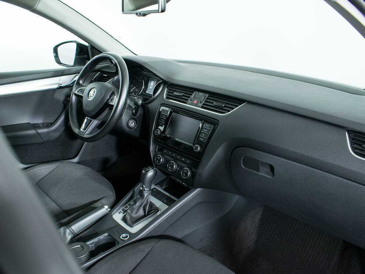Skoda Octavia с пробегом — 2016 год. Фото: #8
