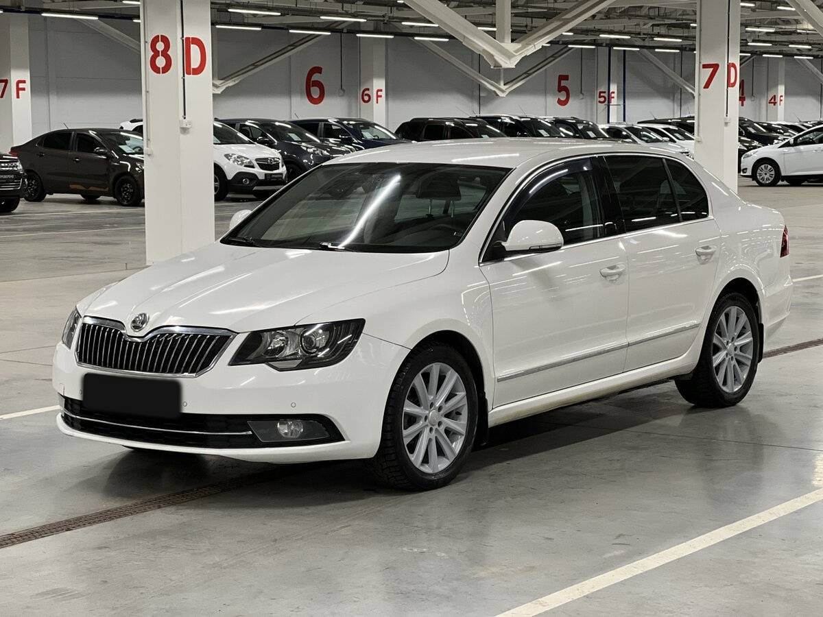 Skoda Superb с пробегом — 2014 год. Посмотреть фото