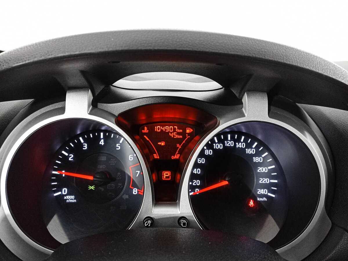 Nissan Juke с пробегом — 2013 год. Фото: #9