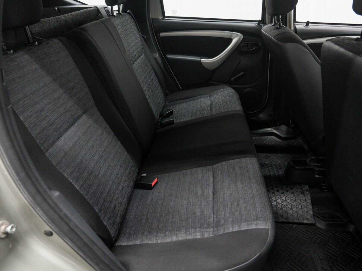 Renault Duster с пробегом — 2014 год. Фото: #8