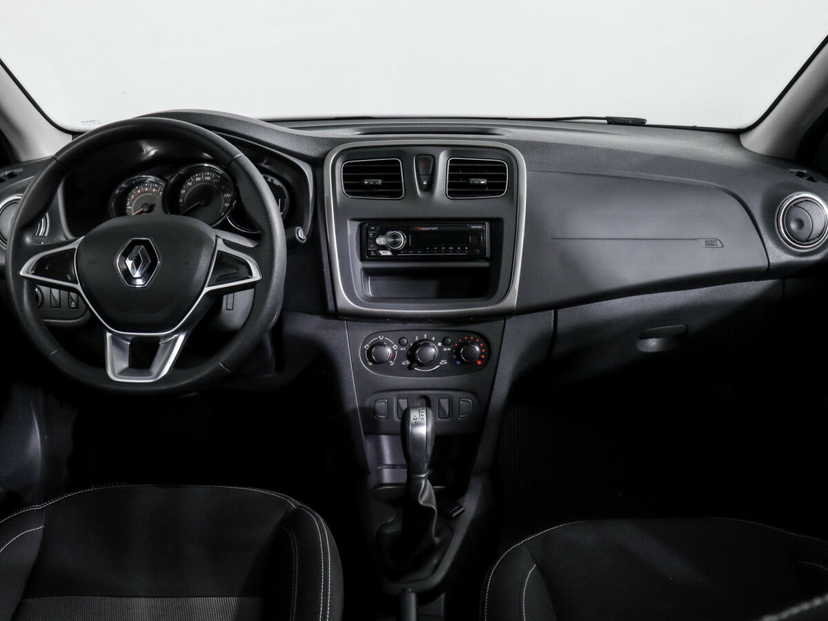 Renault Logan с пробегом — 2022 год. Фото: #9