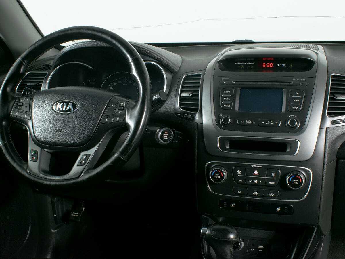 Kia Sorento с пробегом — 2017 год. Фото: #10