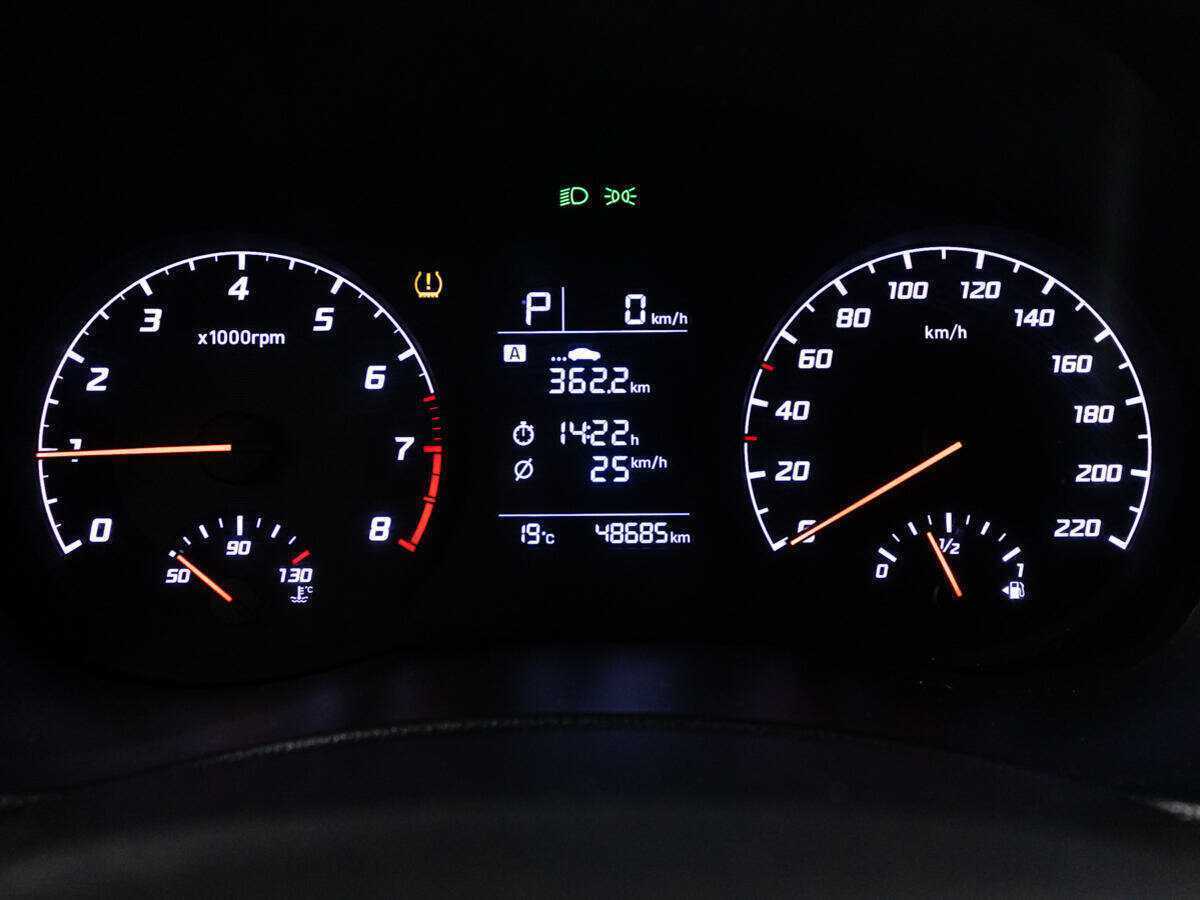 Hyundai Solaris с пробегом — 2021 год. Фото: #11