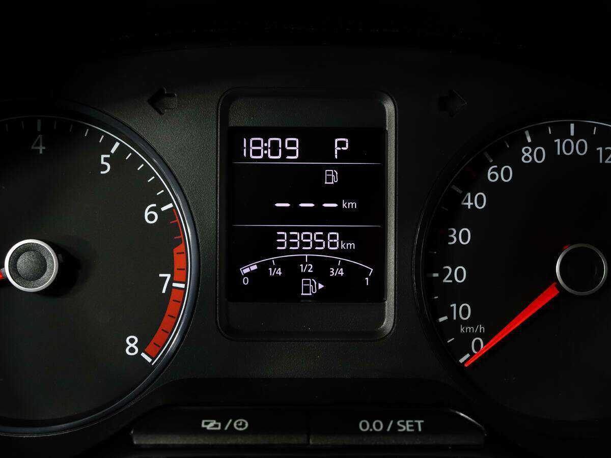 Volkswagen Polo с пробегом — 2019 год. Фото: #11