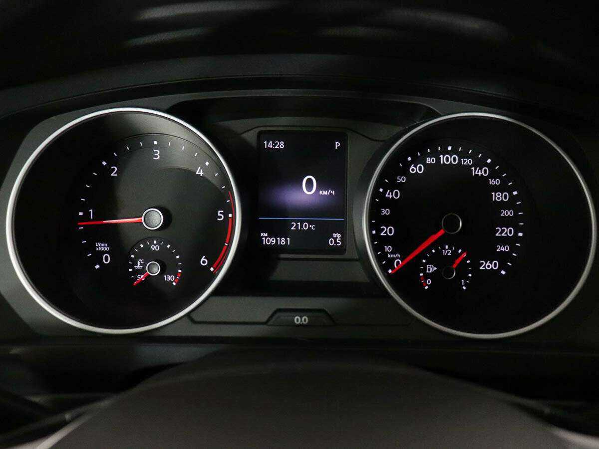 Volkswagen Tiguan с пробегом — 2018 год. Фото: #9