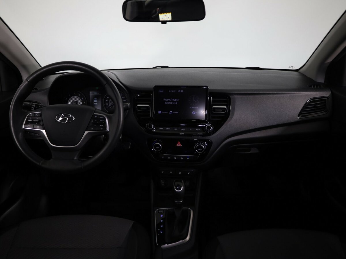 Hyundai Solaris с пробегом — 2021 год. Фото: #8