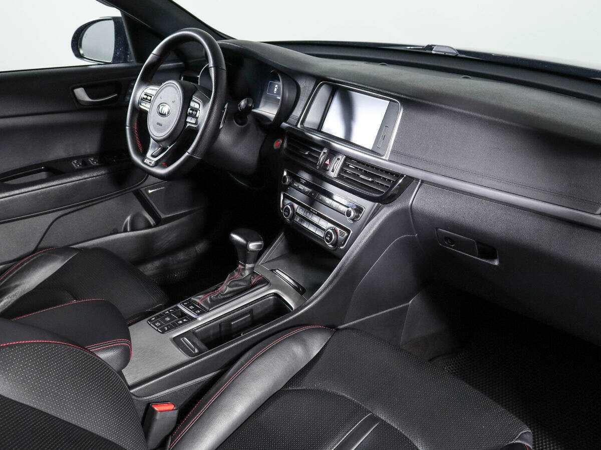 Kia Optima с пробегом — 2016 год. Фото: #8