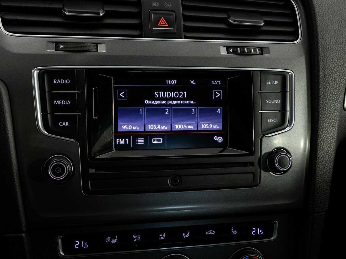 Volkswagen Golf с пробегом — 2014 год. Фото: #10