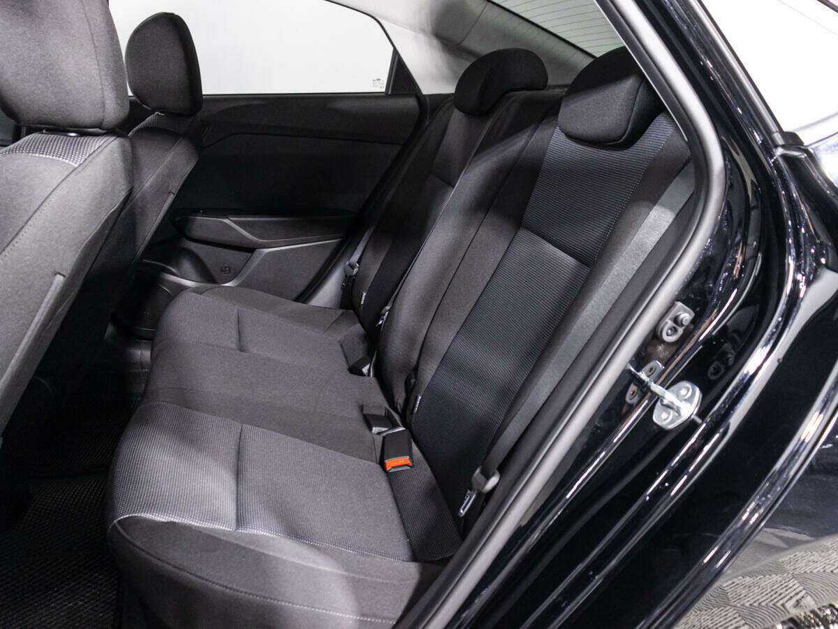 Hyundai Solaris с пробегом — 2021 год. Фото: #9