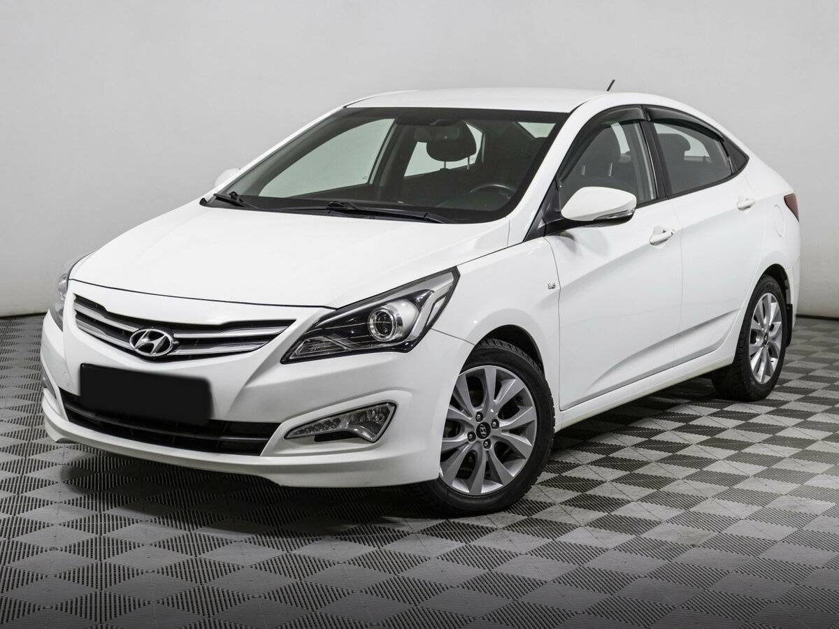 Hyundai Solaris с пробегом — 2015 год. Посмотреть фото