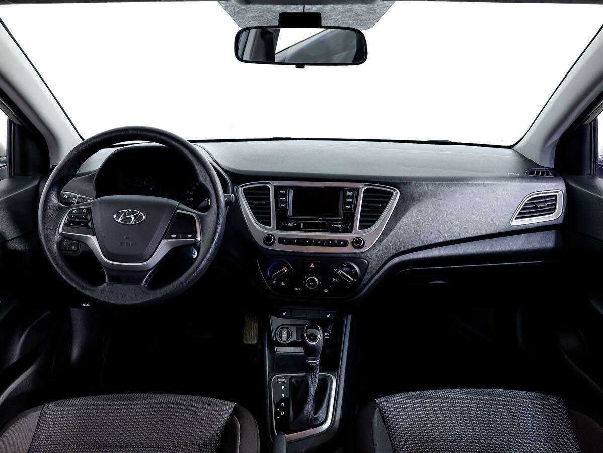 Hyundai Solaris с пробегом — 2019 год. Фото: #9