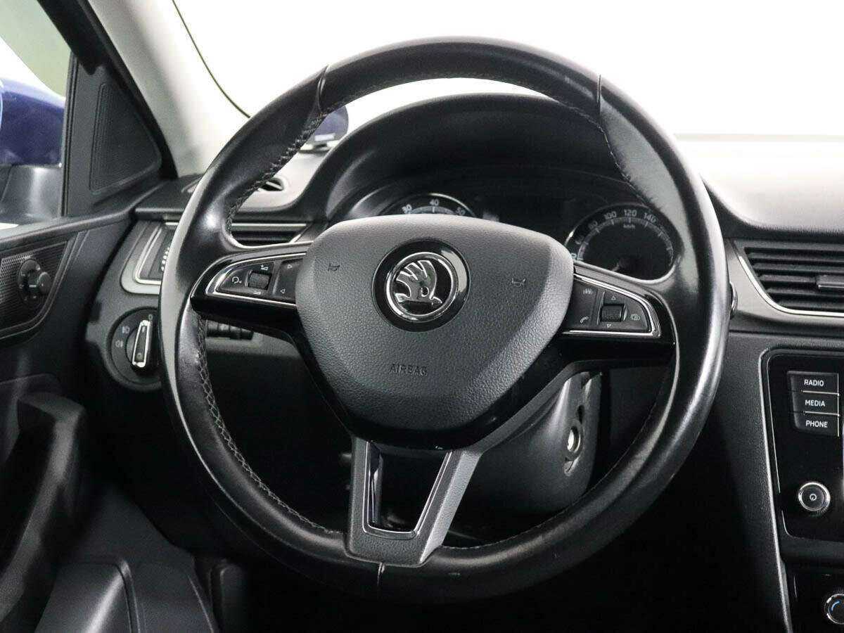 Skoda Rapid с пробегом — 2017 год. Фото: #12