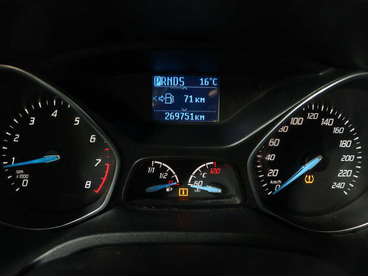 Ford Focus с пробегом — 2013 год. Фото: #10