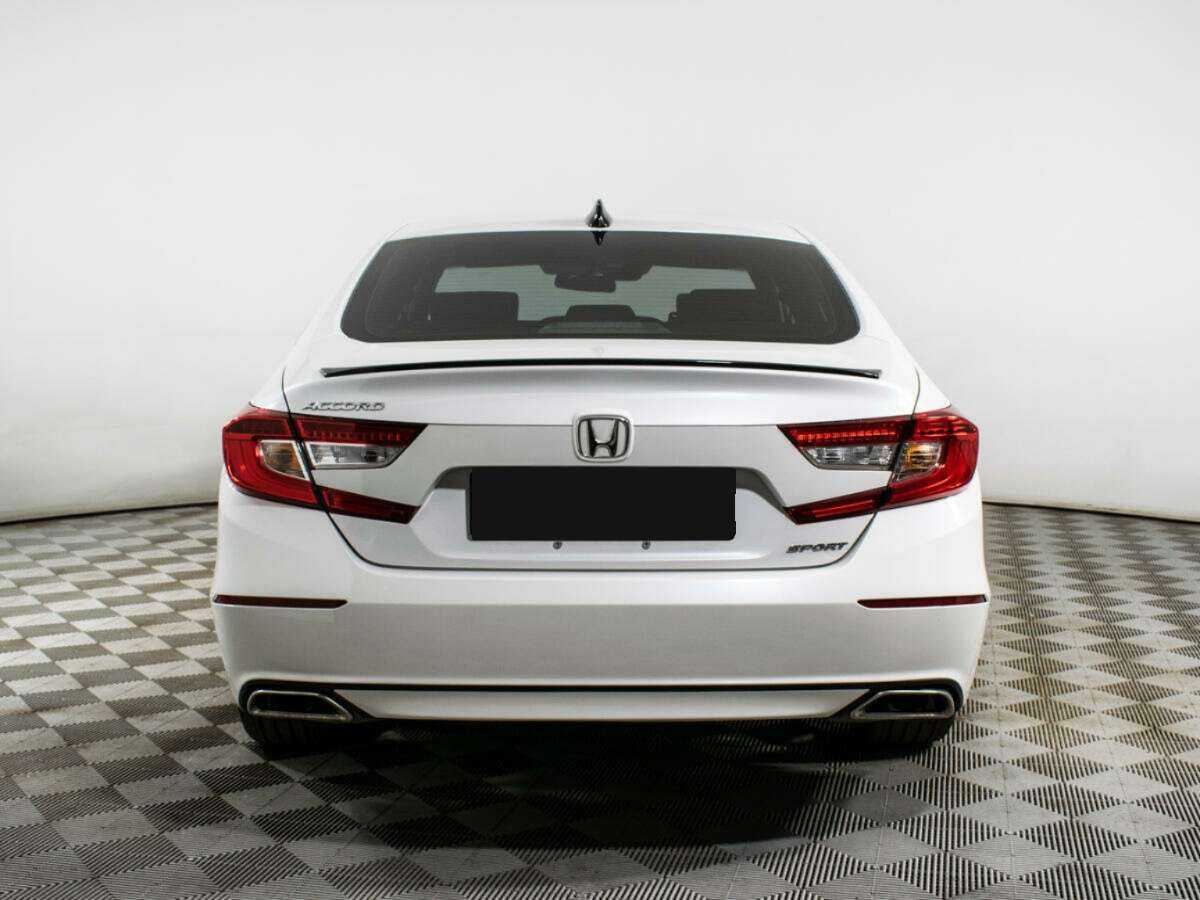 Honda Accord с пробегом — 2022 год. Фото: #4