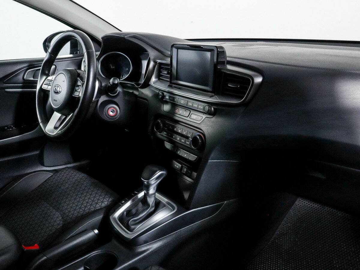 Kia Ceed с пробегом — 2019 год. Фото: #8