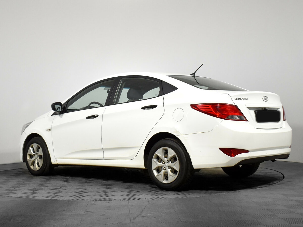 Hyundai Solaris с пробегом — 2016 год. Фото: #5