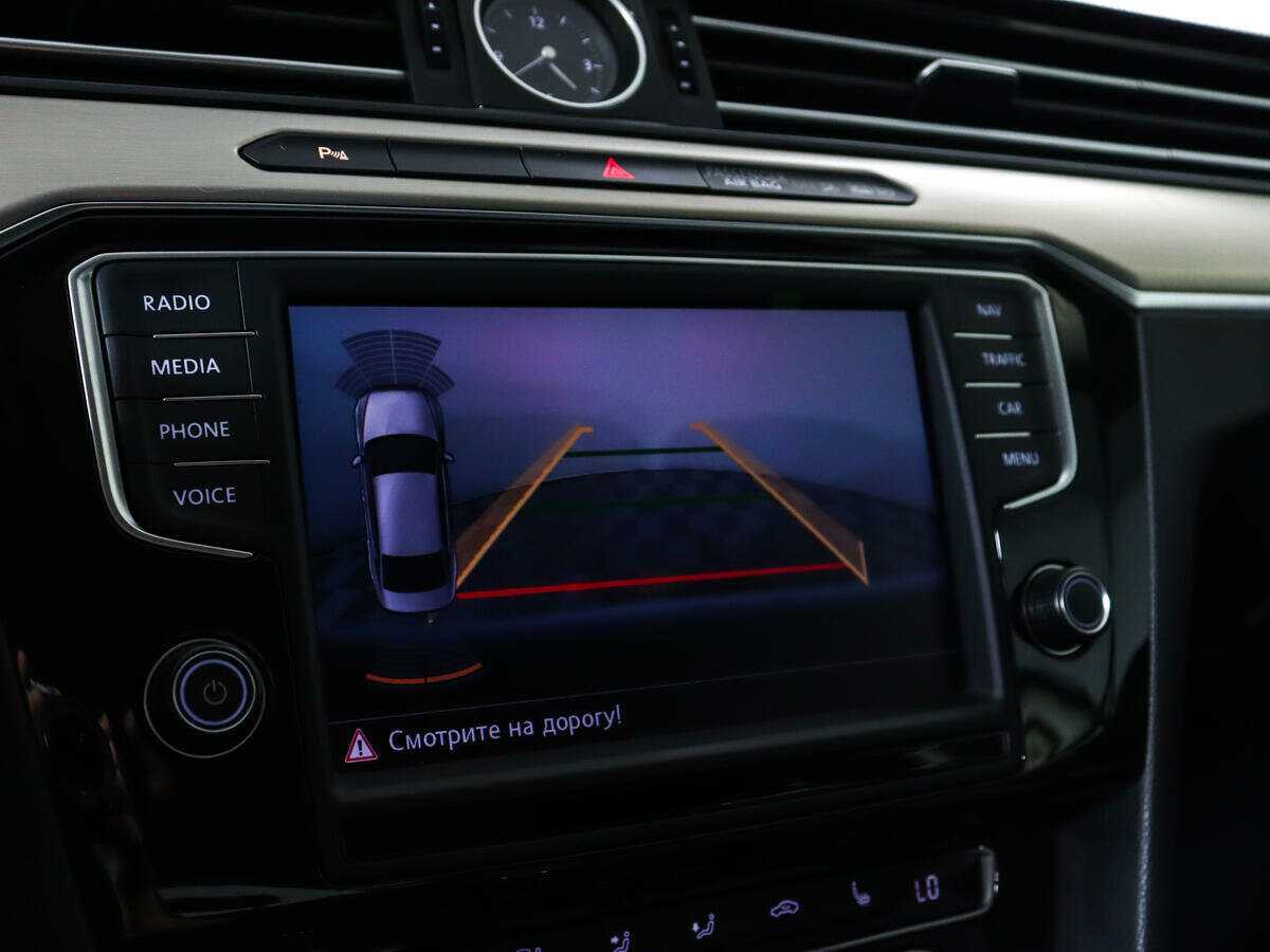 Volkswagen Passat с пробегом — 2016 год. Фото: #12