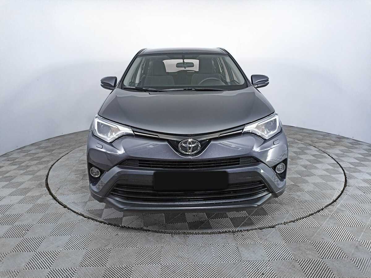 Toyota RAV4 с пробегом — 2015 год. Фото: #1