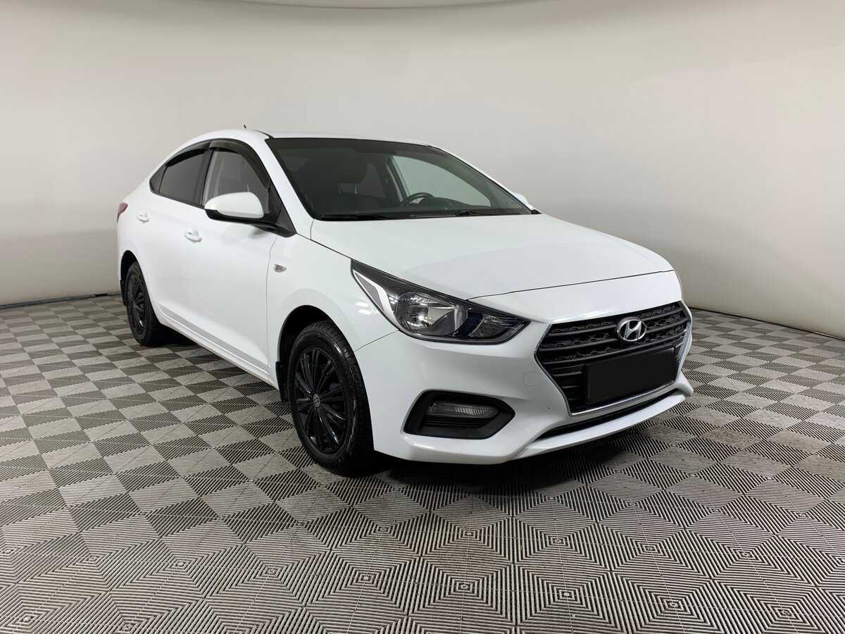 Hyundai Solaris с пробегом — 2017 год. Фото: #2